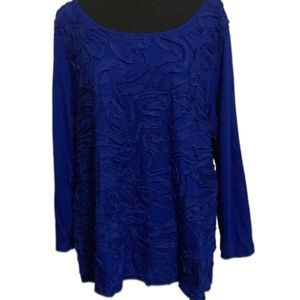 Women’s plus size top